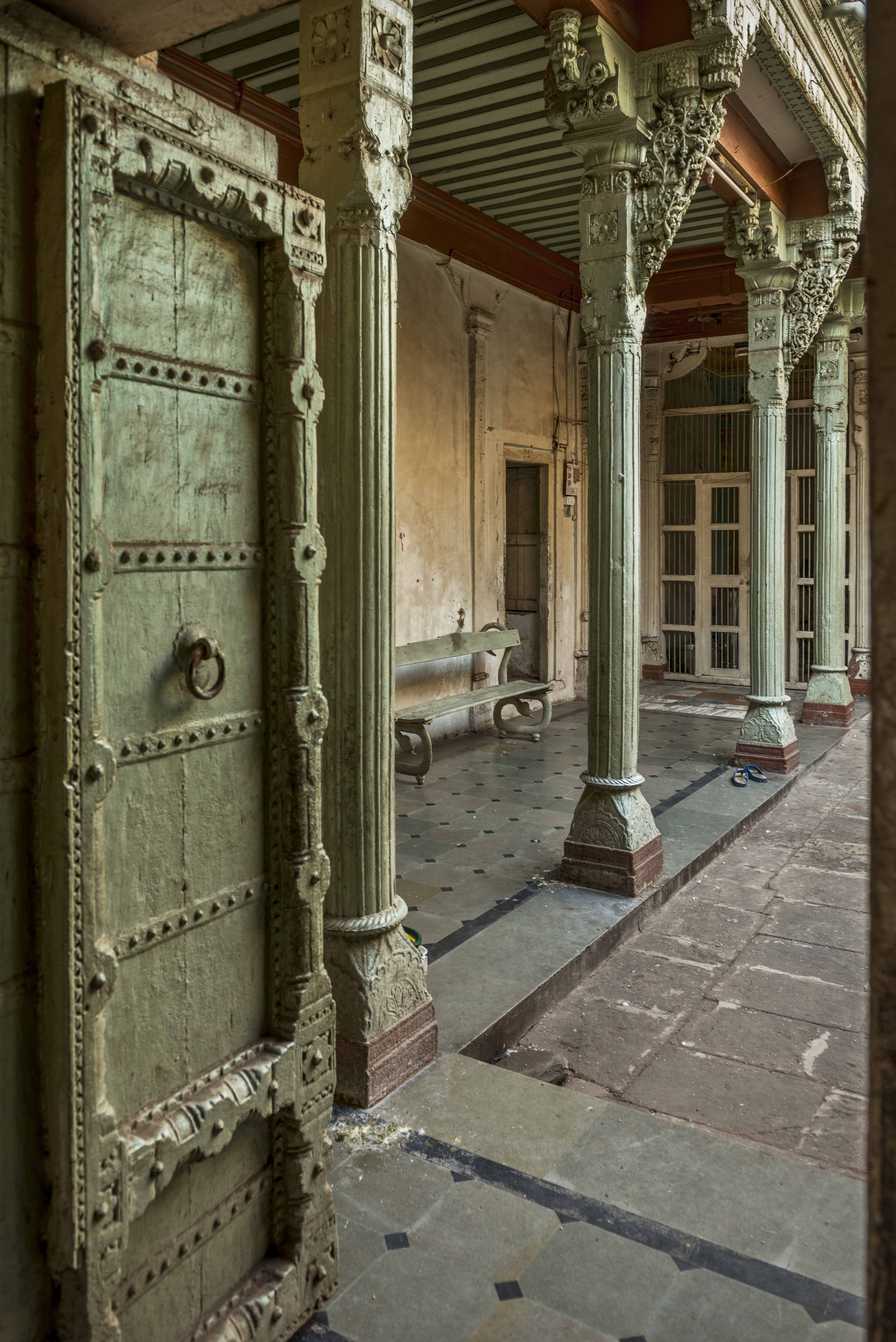 Old City of Ahmedabad :: Around 360 pols within a fortified compound