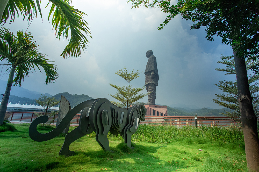 statue of unity miniature