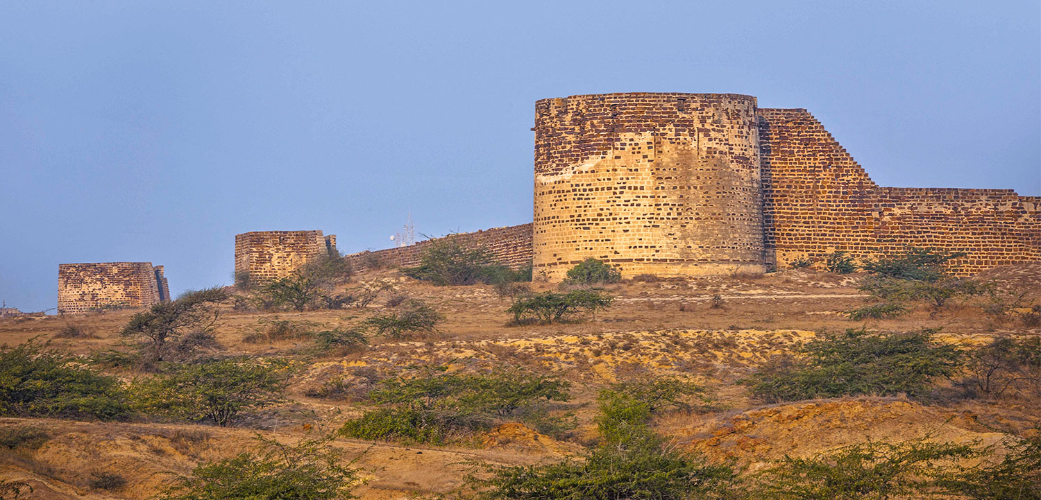 lakhpat fort