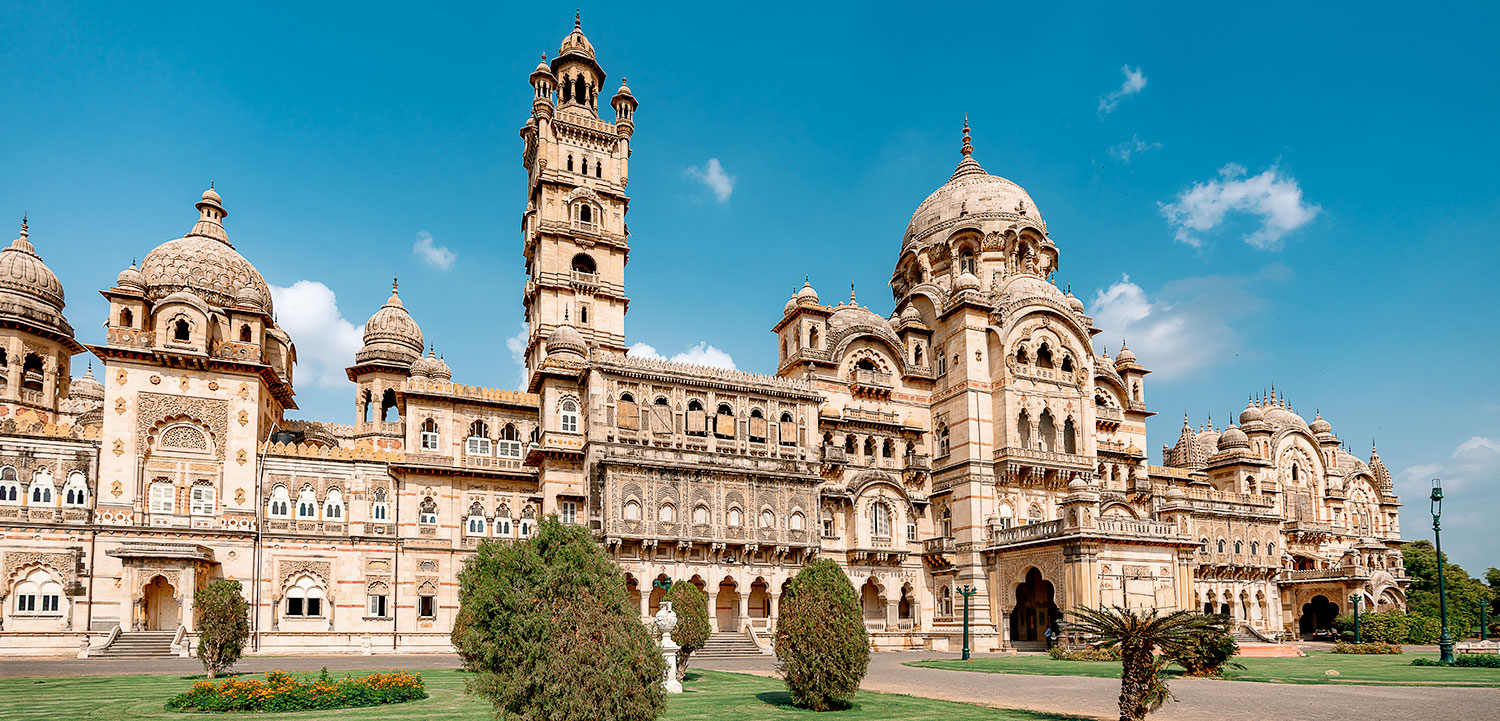 lakshmi vilas palace