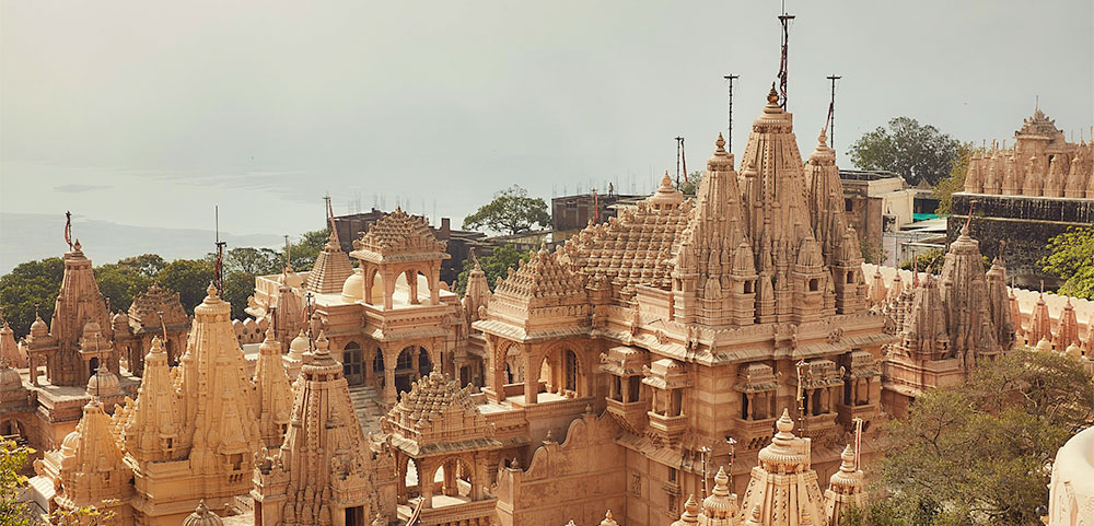 Jains protest in Palitana seeking action in Shetrunjay hill damage incident